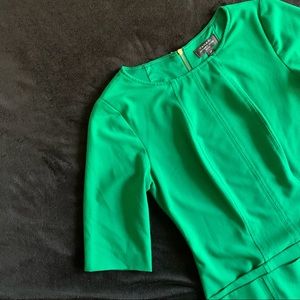 Tahari Arthur S Levine dress 2P green